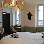 La Ponsin Apartmanhotel