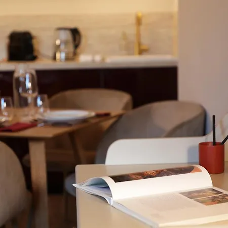 La Ponsin Hotel apartamentowy 4*