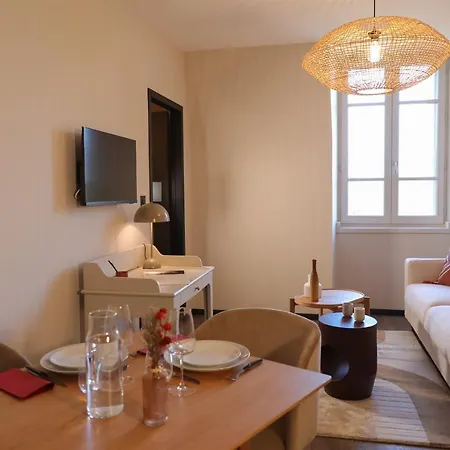 Hotel apartamentowy La Ponsin 4*