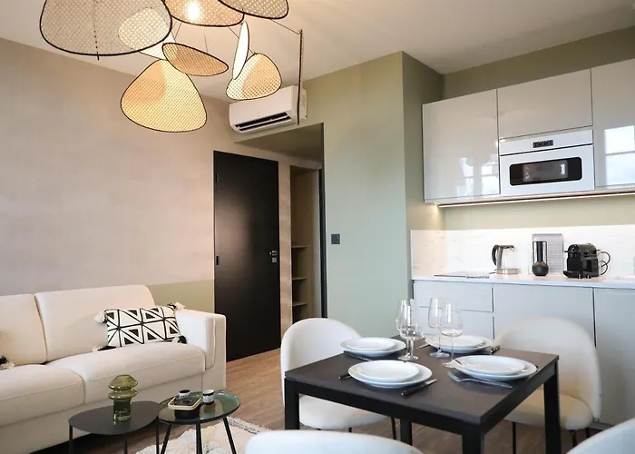 La Ponsin 아파트호텔